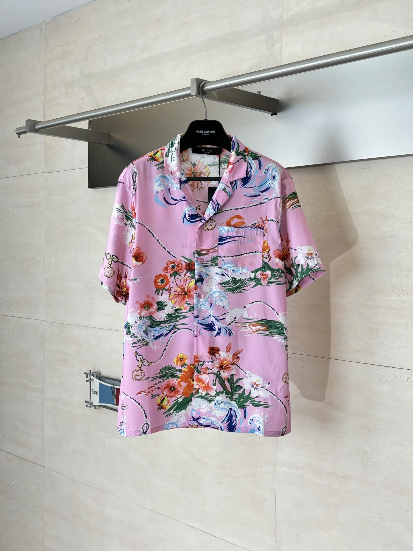 Floral and Wave Print Camp-Collar Shirt D25518602