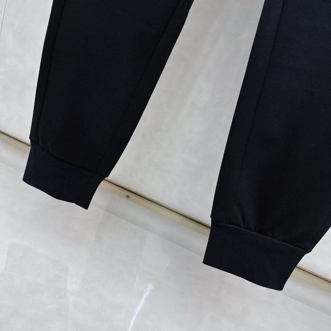 Logo-Embroidered Tapered Sweatpants D26014840 — view 9