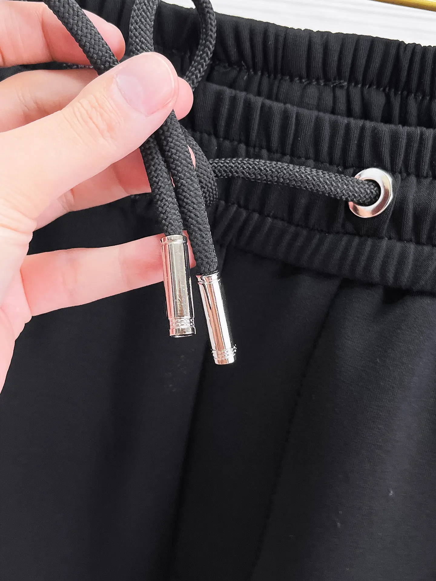 Logo-Appliquéd Tapered Sweatpants D26014853 — view 8