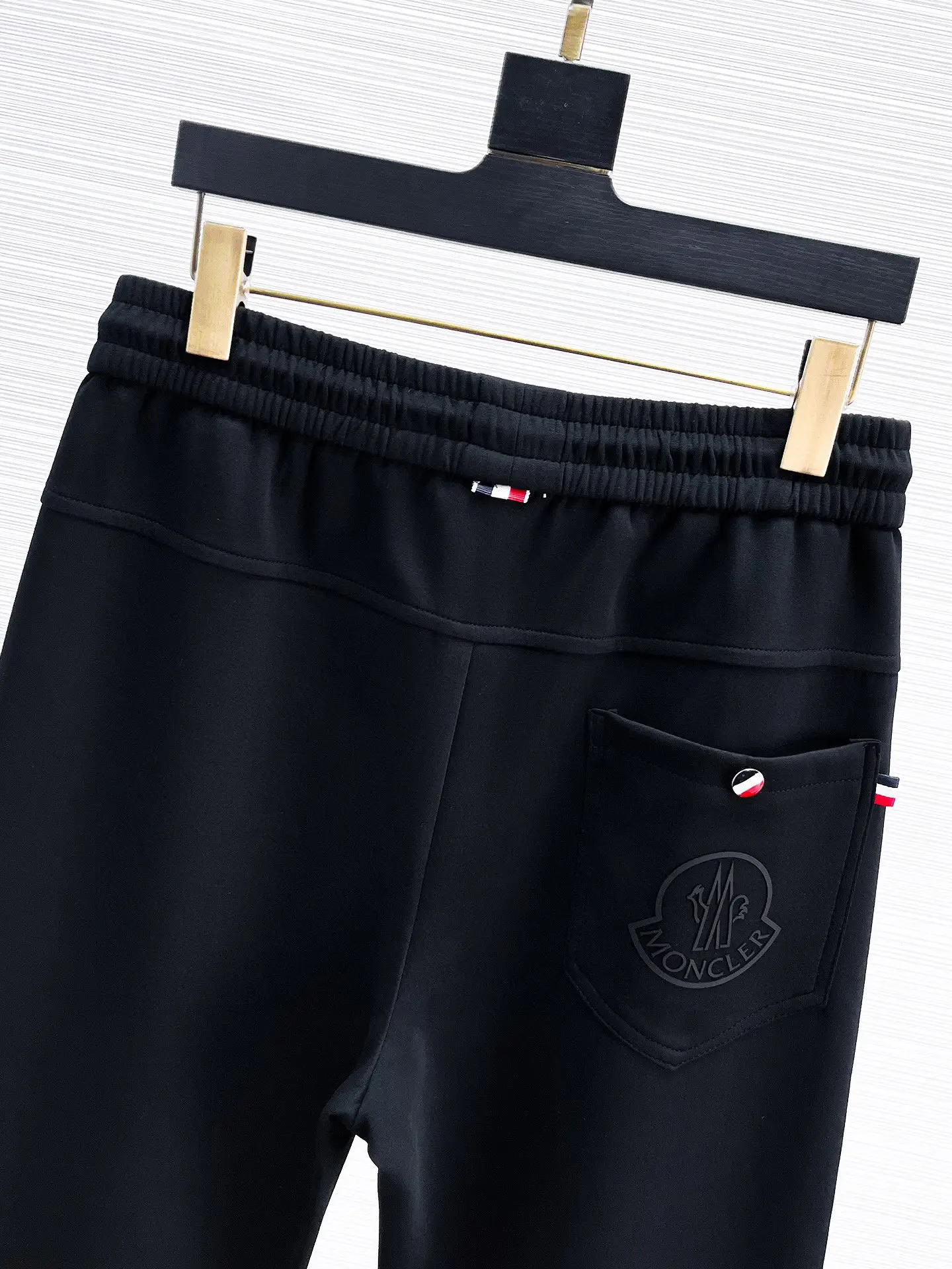 Logo-Appliquéd Tapered Sweatpants D26014848 — view 6