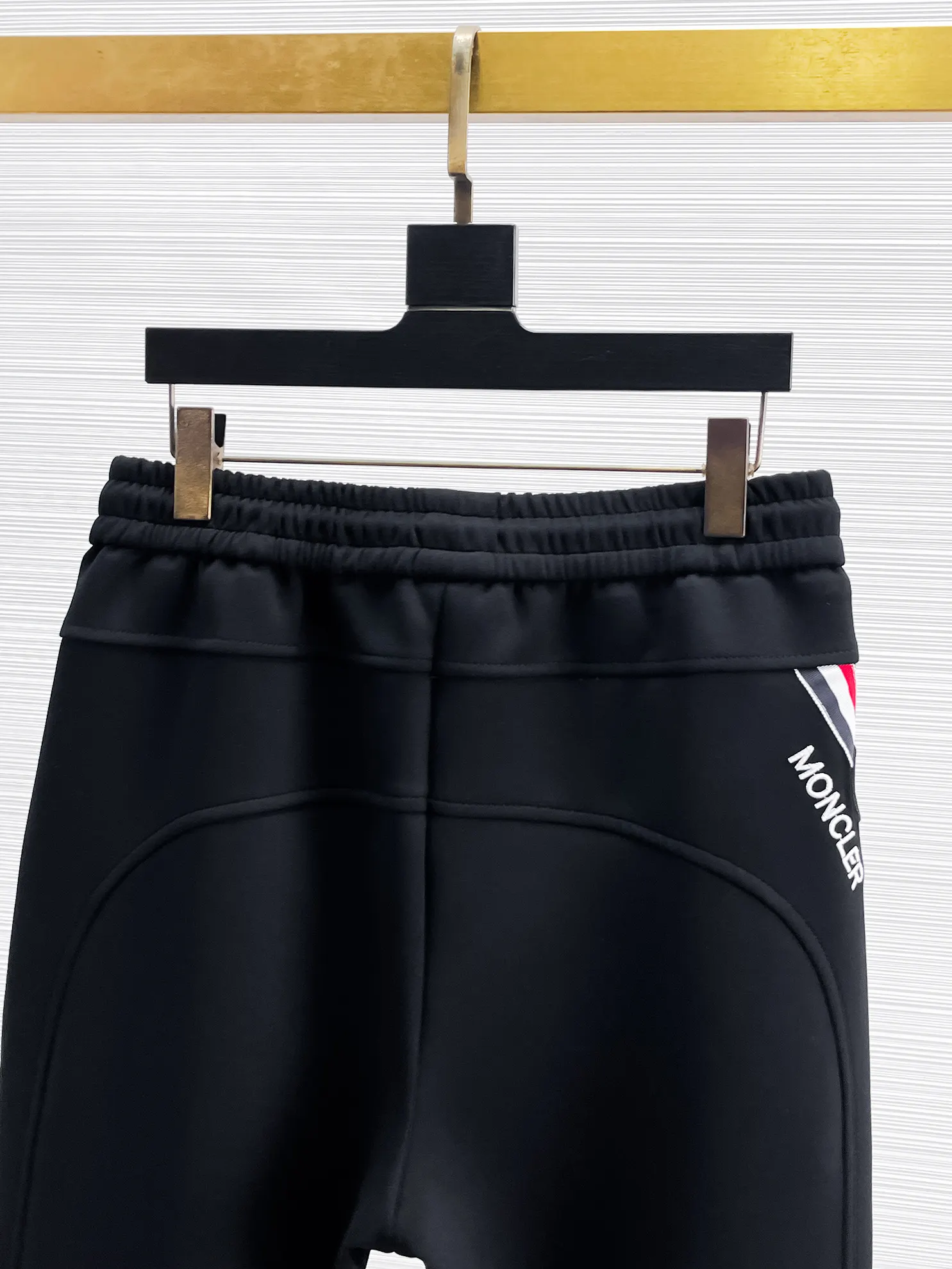 Logo-Patch Tapered Sweatpants D26014845 — view 3