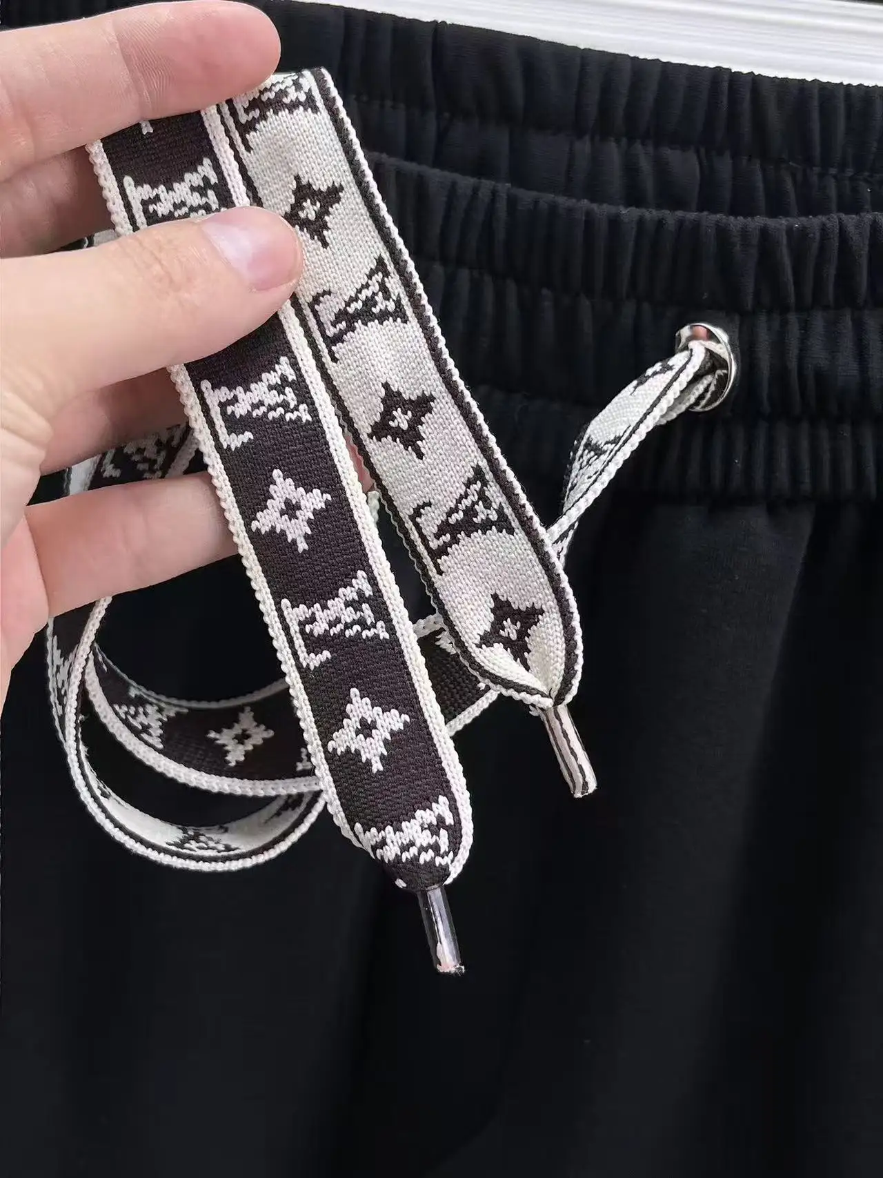 Logo-Embroidered Piping Sweatpants D26014838 — view 6
