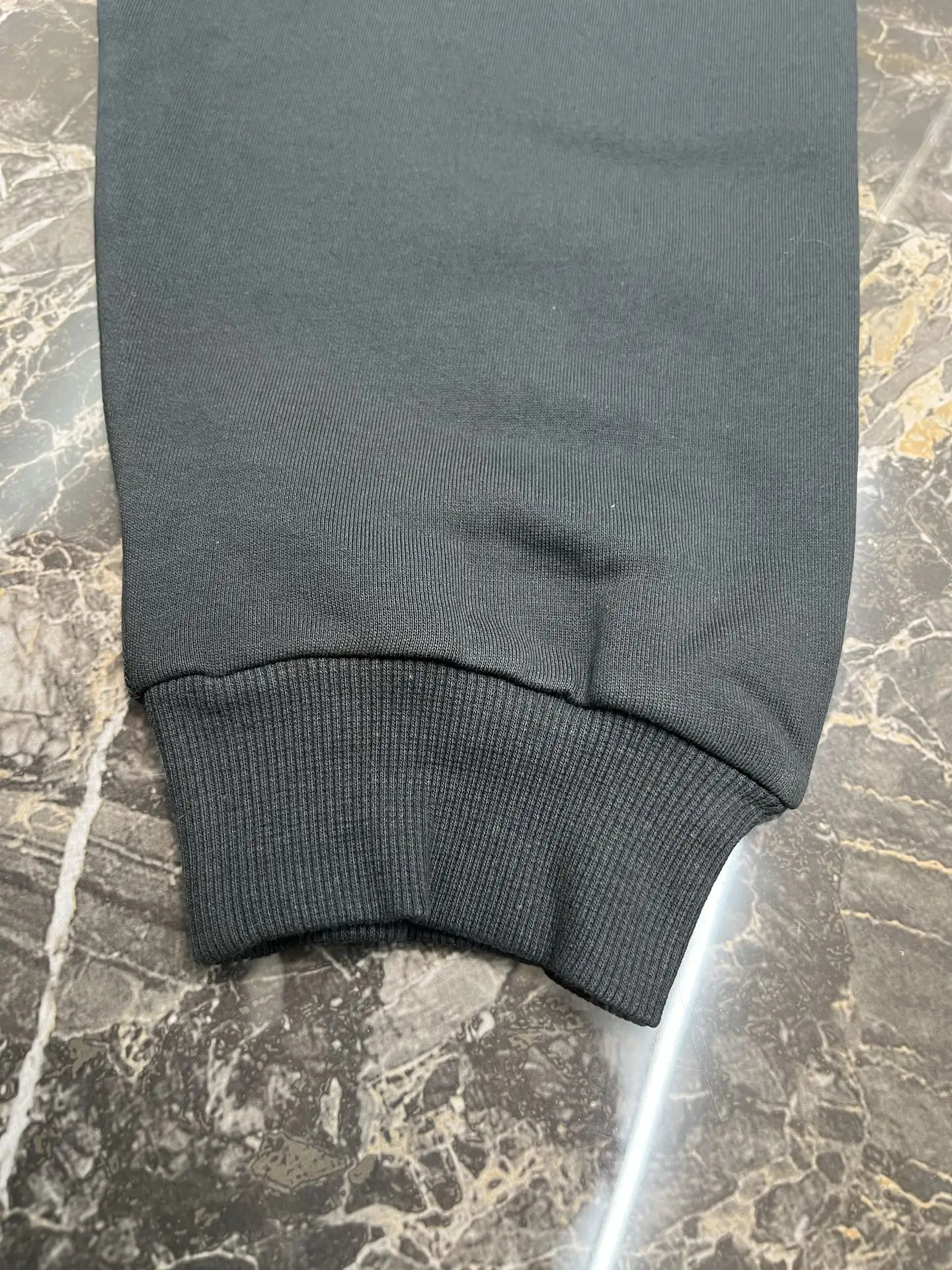 Signature Script Embroidered Hoodie D26020426 — view 6