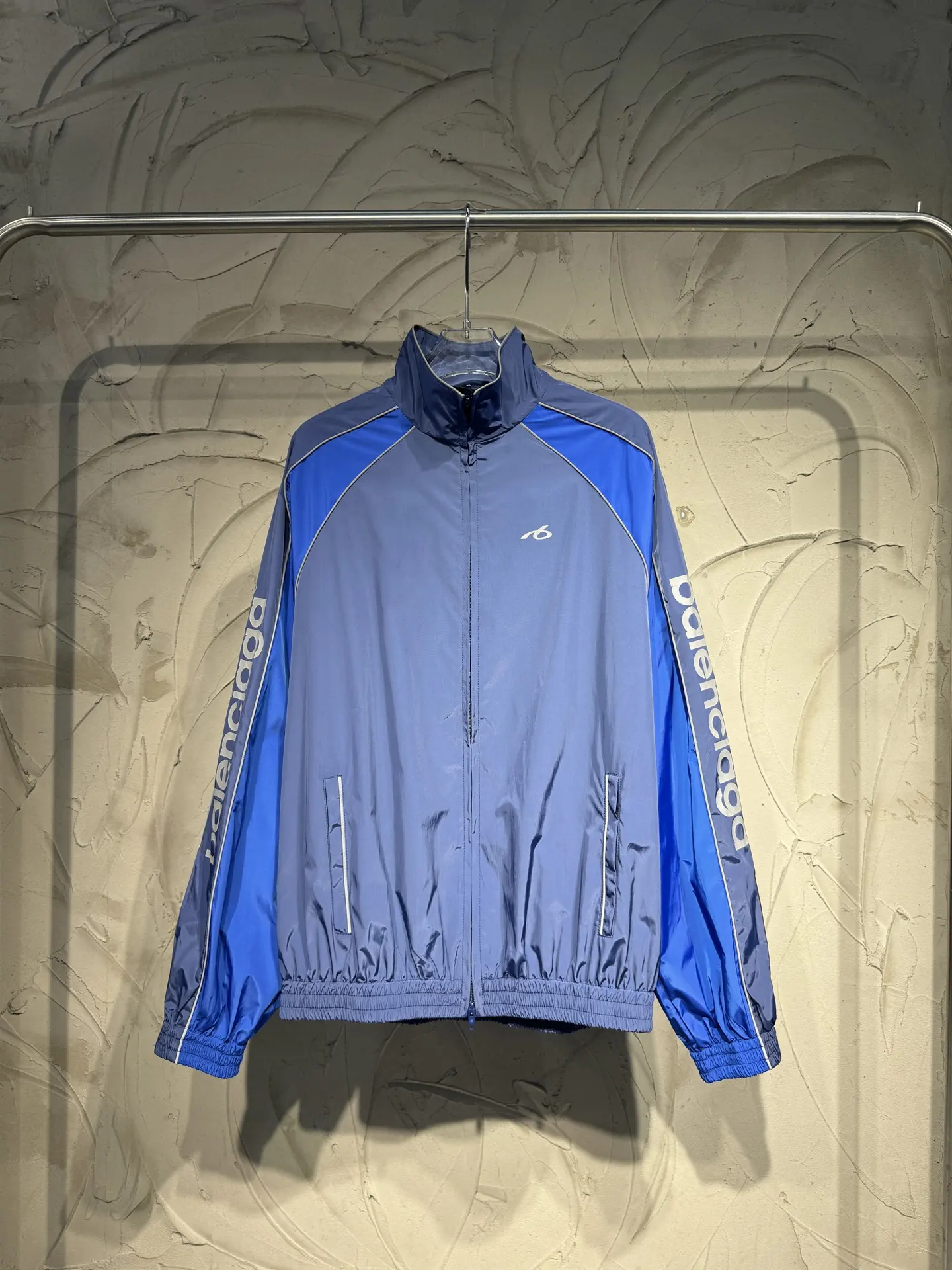 Bodies Reflective Logo Track Jacket D26024333