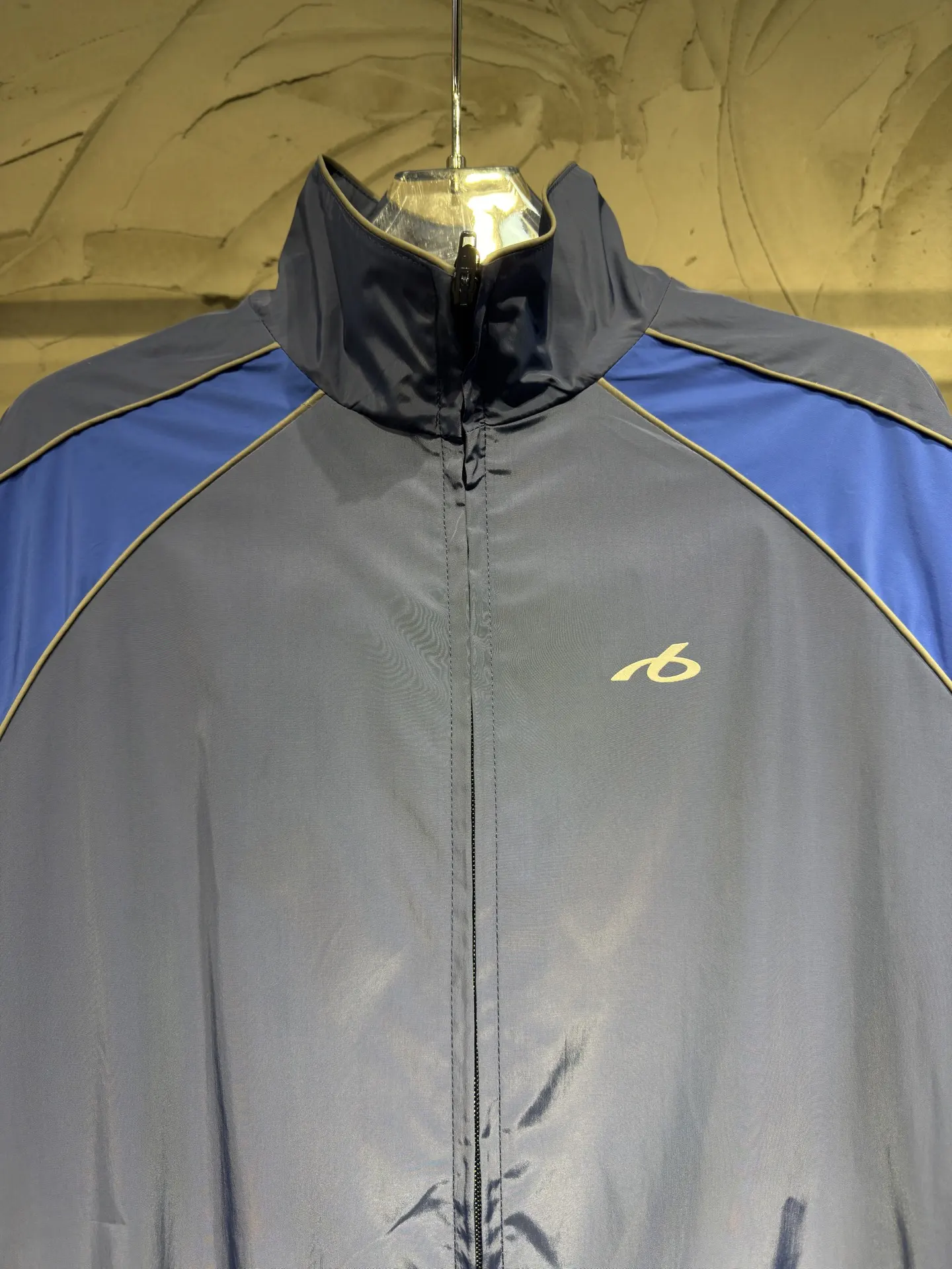Bodies Reflective Logo Track Jacket D26024333 — view 5