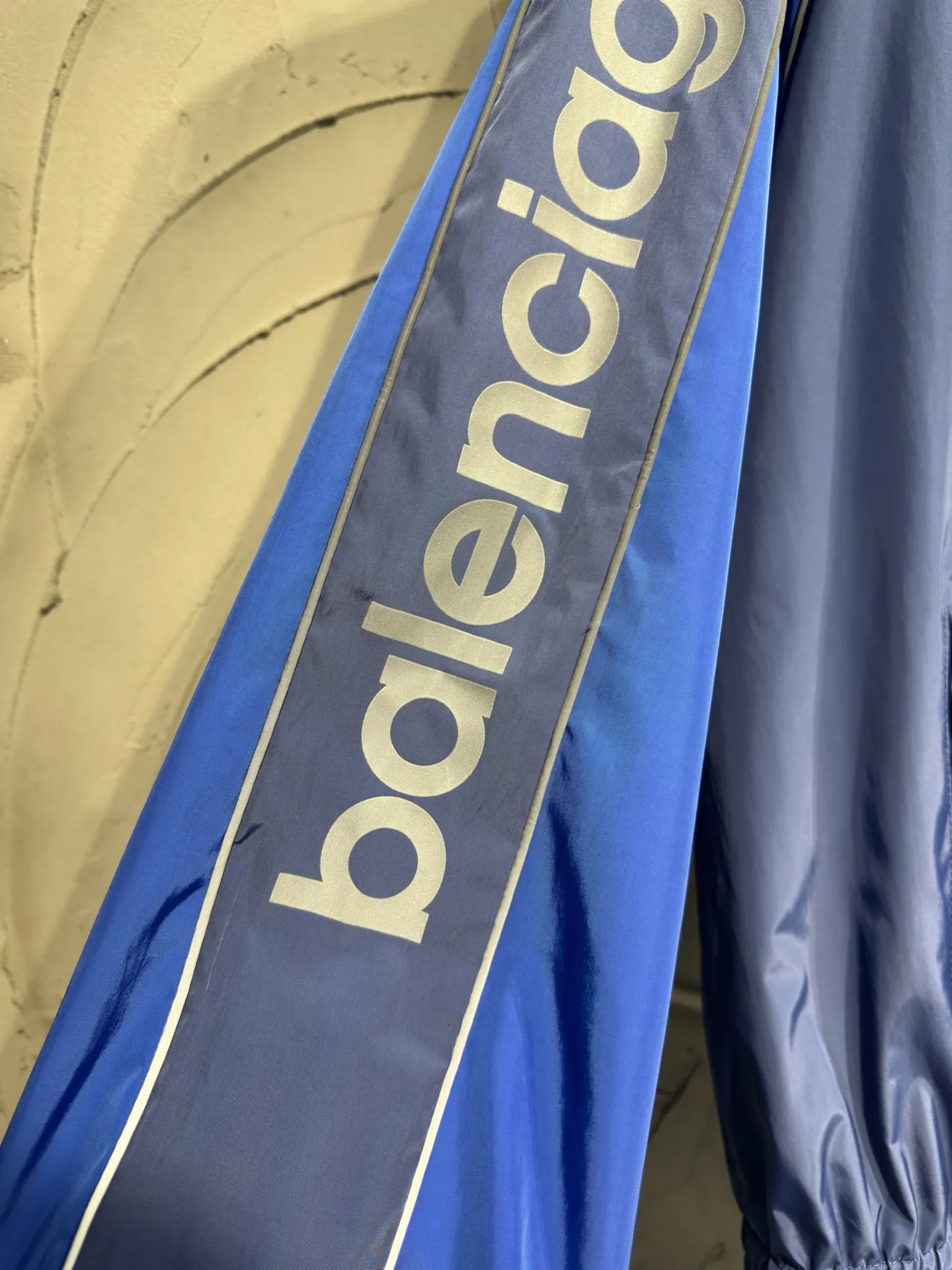 Bodies Reflective Logo Track Jacket D26024333 — view 11