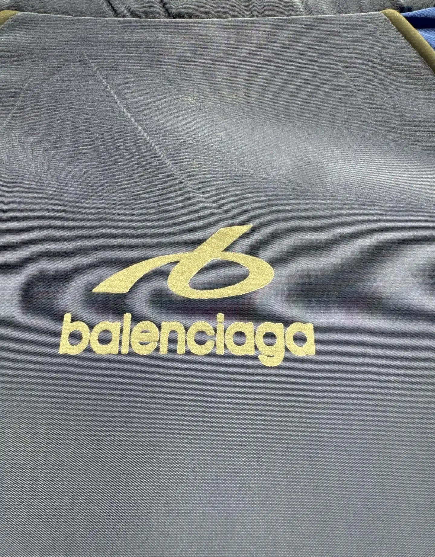 Bodies Reflective Logo Track Jacket D26024333 — view 16