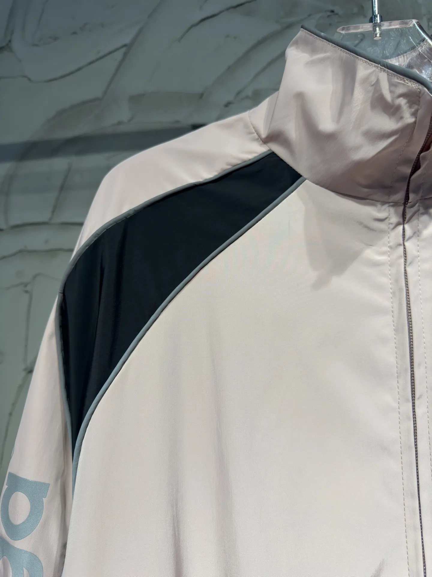 Bodies Reflective Panel Track Jacket D26024332 — view 3