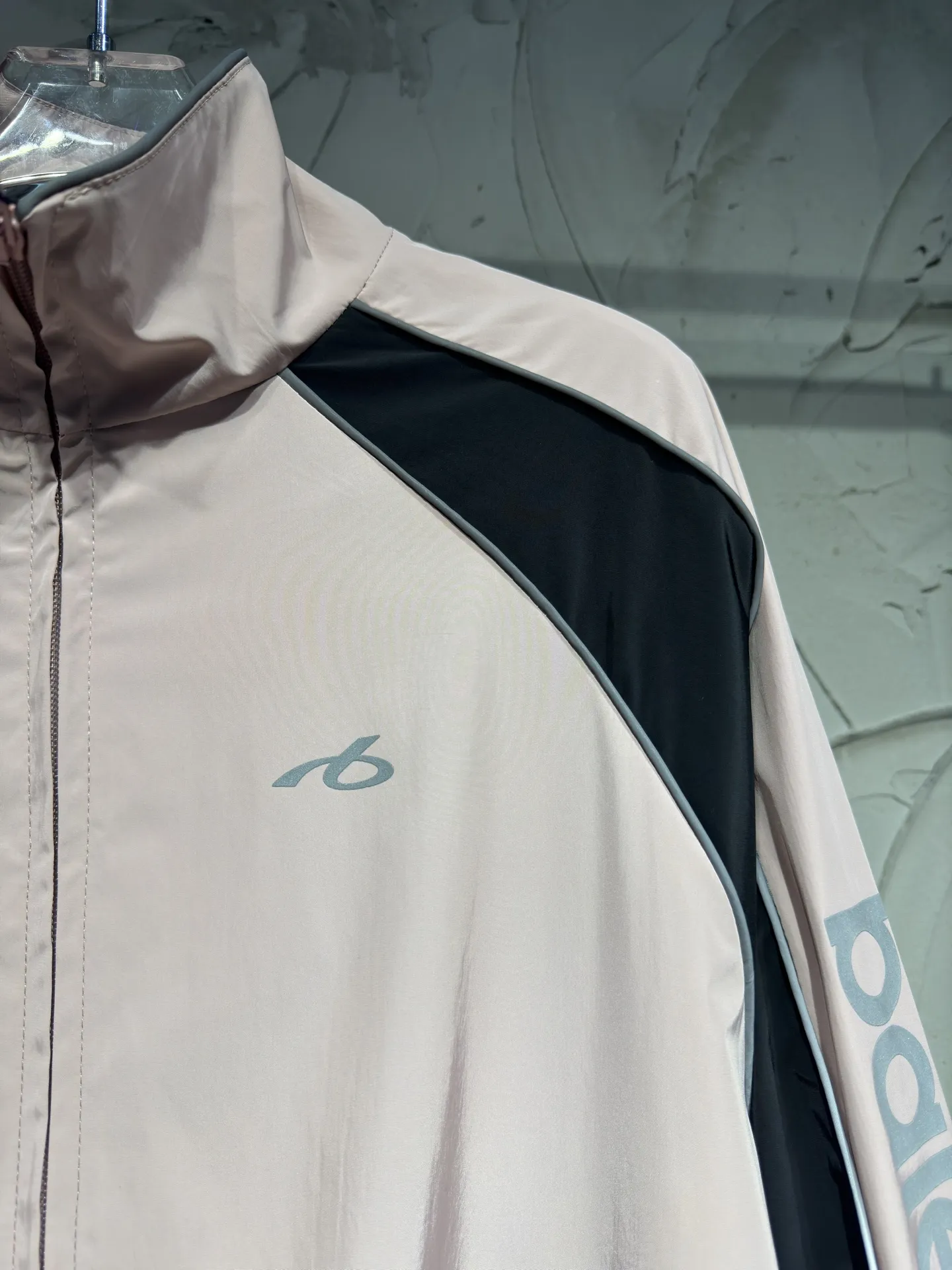 Bodies Reflective Panel Track Jacket D26024332 — view 4