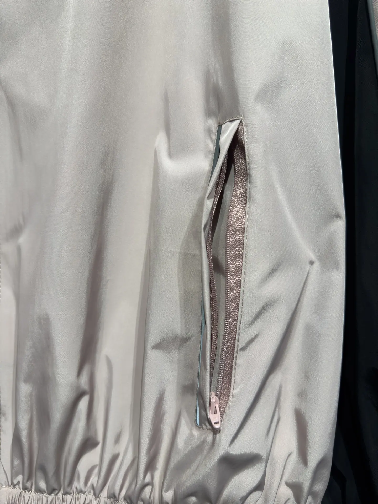 Bodies Reflective Panel Track Jacket D26024332 — view 9