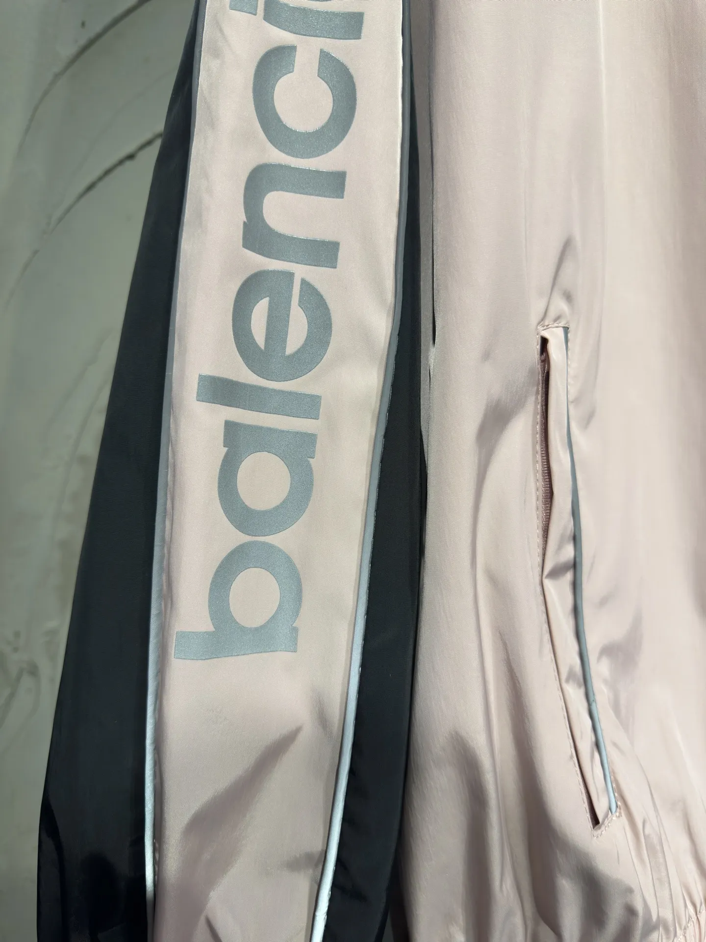 Bodies Reflective Panel Track Jacket D26024332 — view 11
