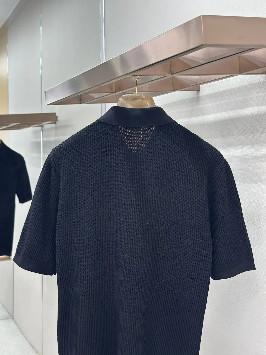 Check-Trim Textured Knit Polo Shirt D26019194 — view 8