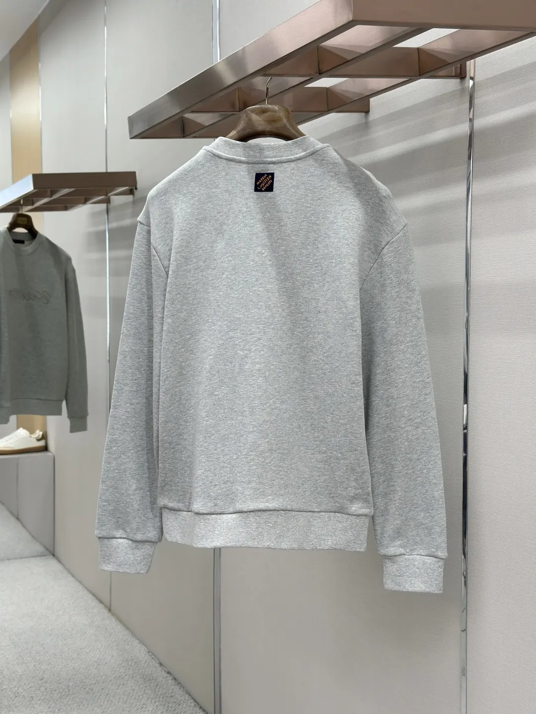 Embroidered Signature Crew-Neck Sweatshirt D26019190 — view 2