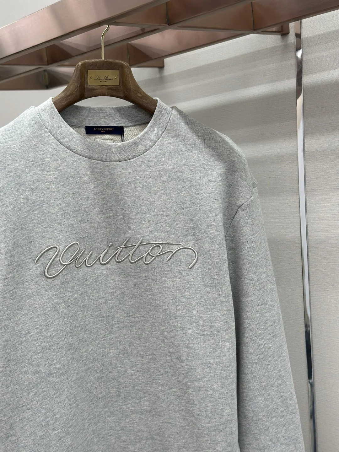 Embroidered Signature Crew-Neck Sweatshirt D26019190 — view 6