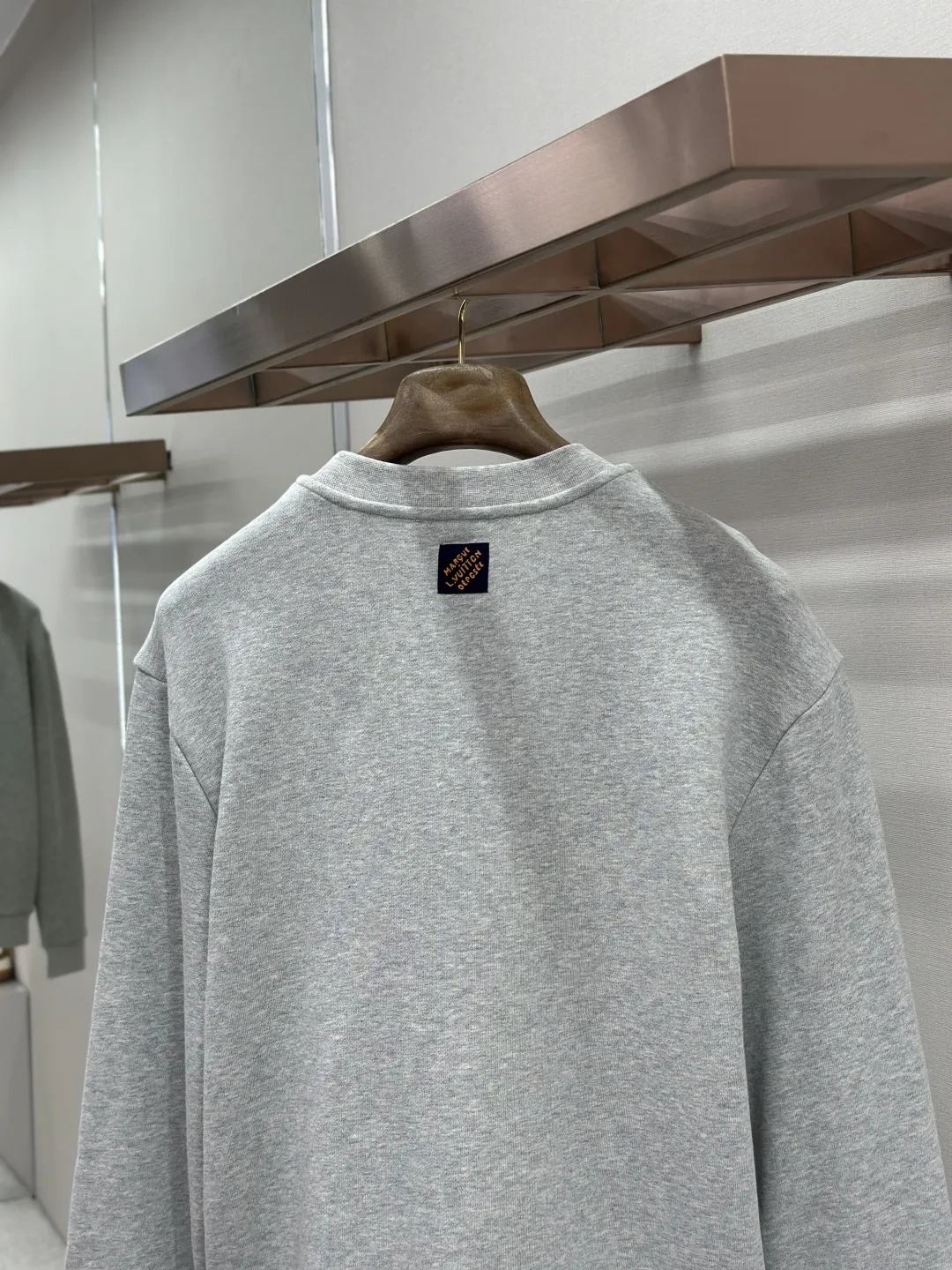 Embroidered Signature Crew-Neck Sweatshirt D26019190 — view 8