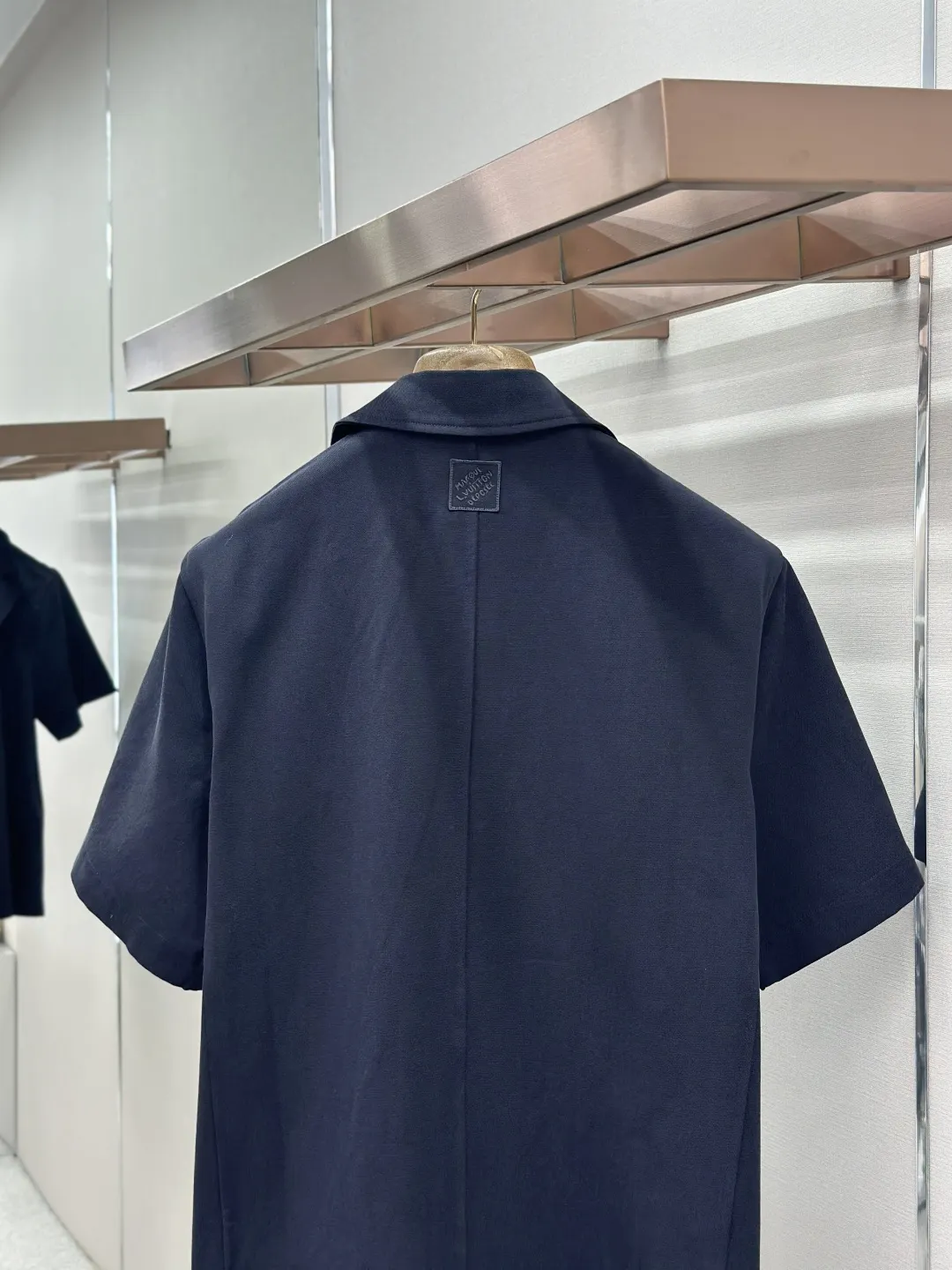 Double-Breasted Short-Sleeve Cotton Shirt D26019196 — view 8