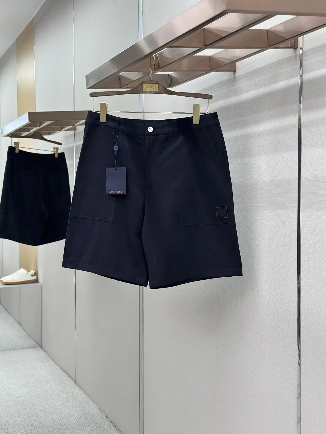 Embroidered Logo Cotton Utility Shorts D26019197