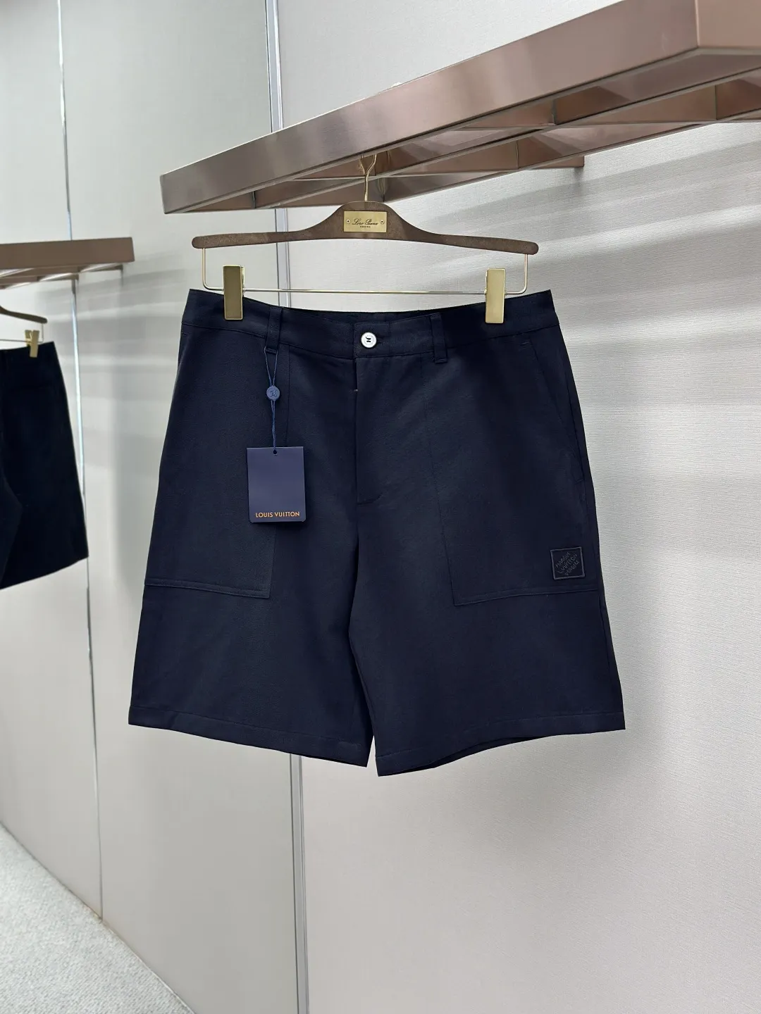 Embroidered Logo Cotton Utility Shorts D26019197 — view 3