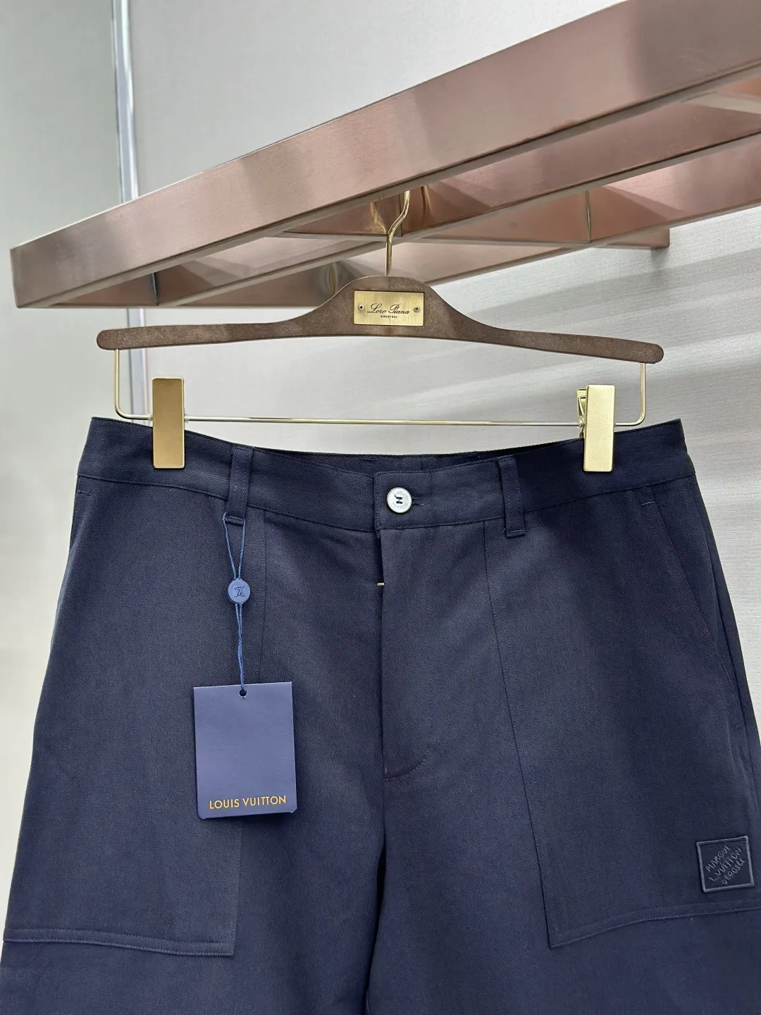 Embroidered Logo Cotton Utility Shorts D26019197 — view 6