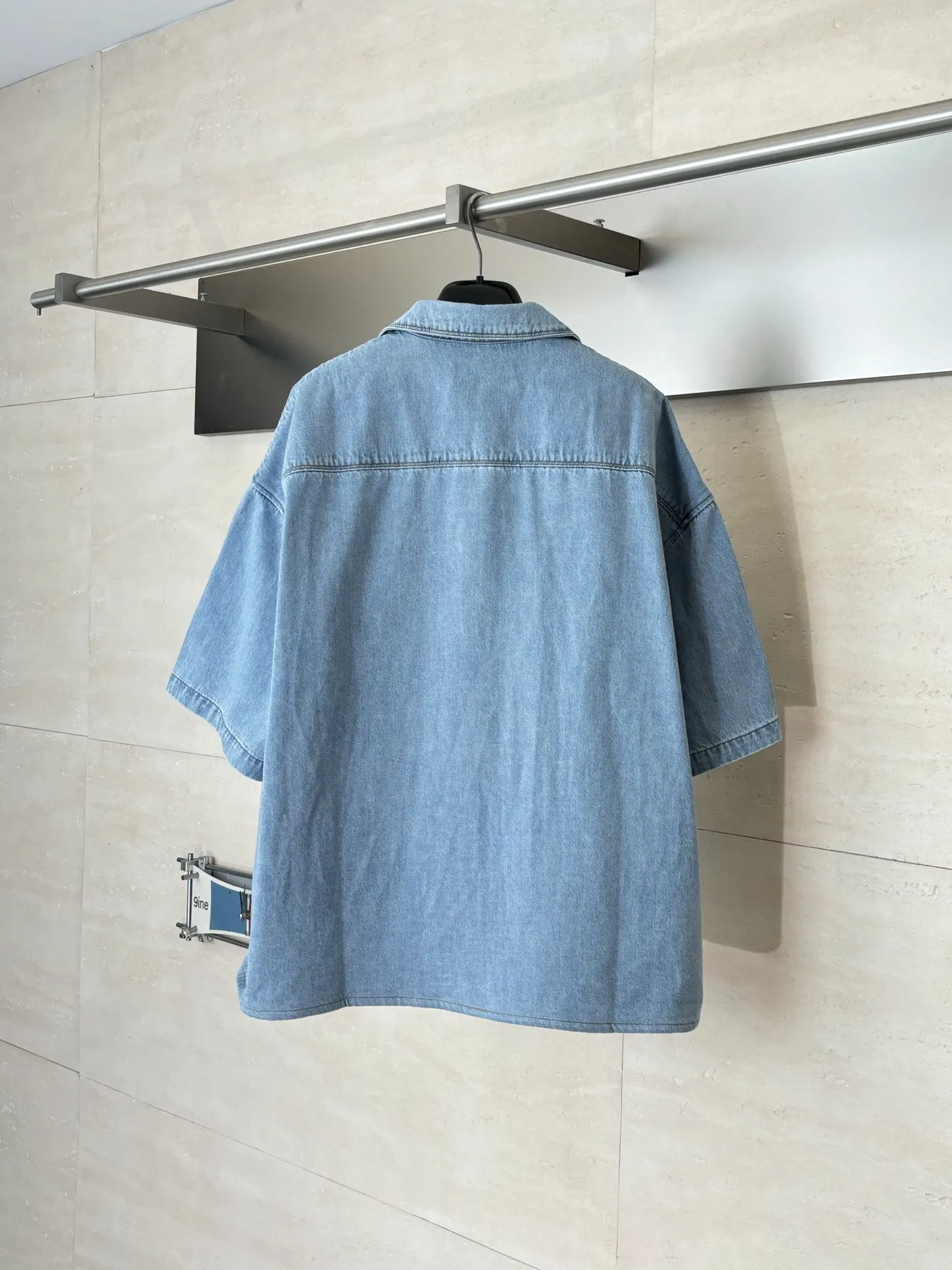 Anagram Embroidered Short-Sleeve Denim Shirt D26018637 — view 2