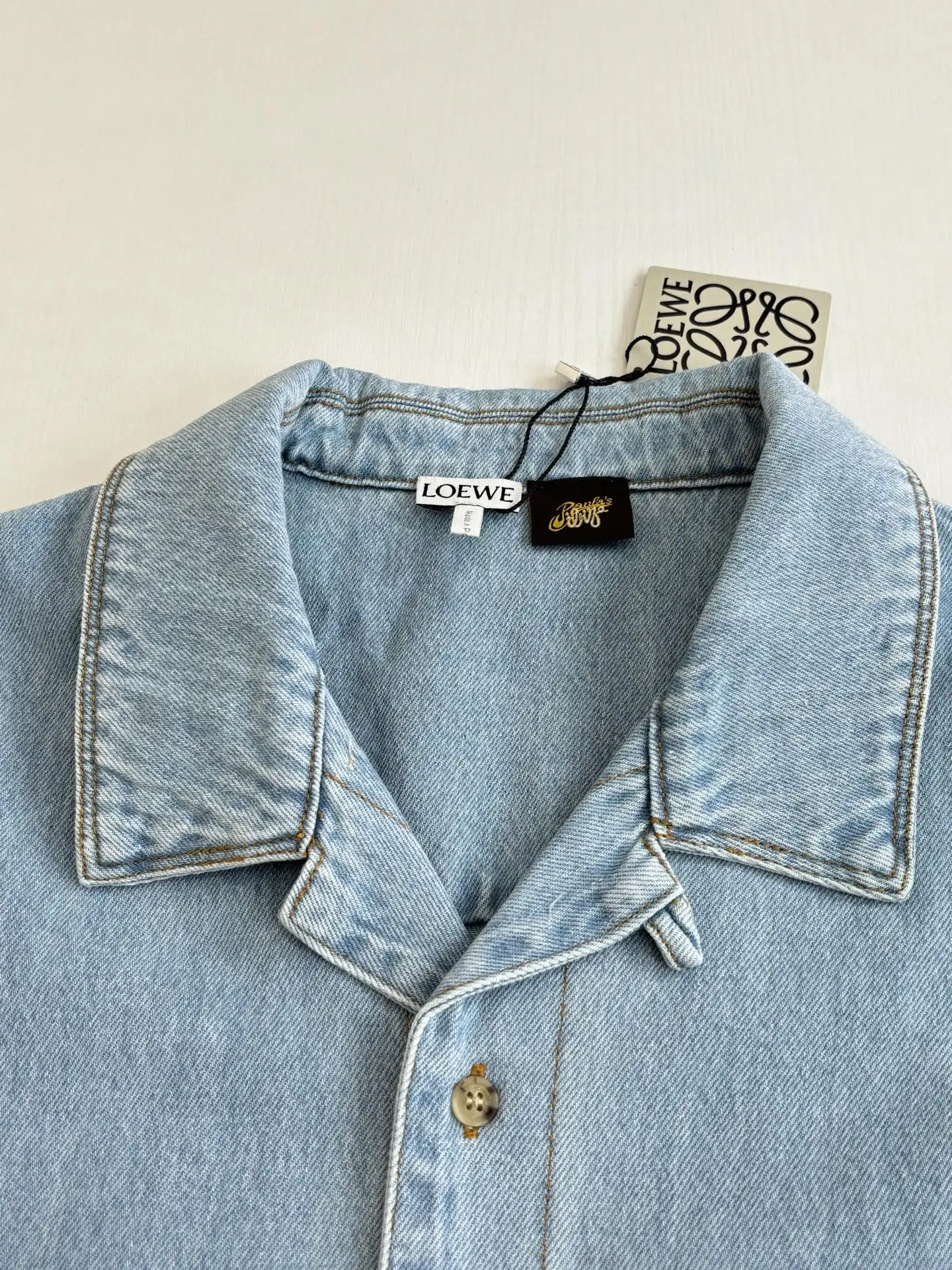 Anagram Embroidered Short-Sleeve Denim Shirt D26018637 — view 5