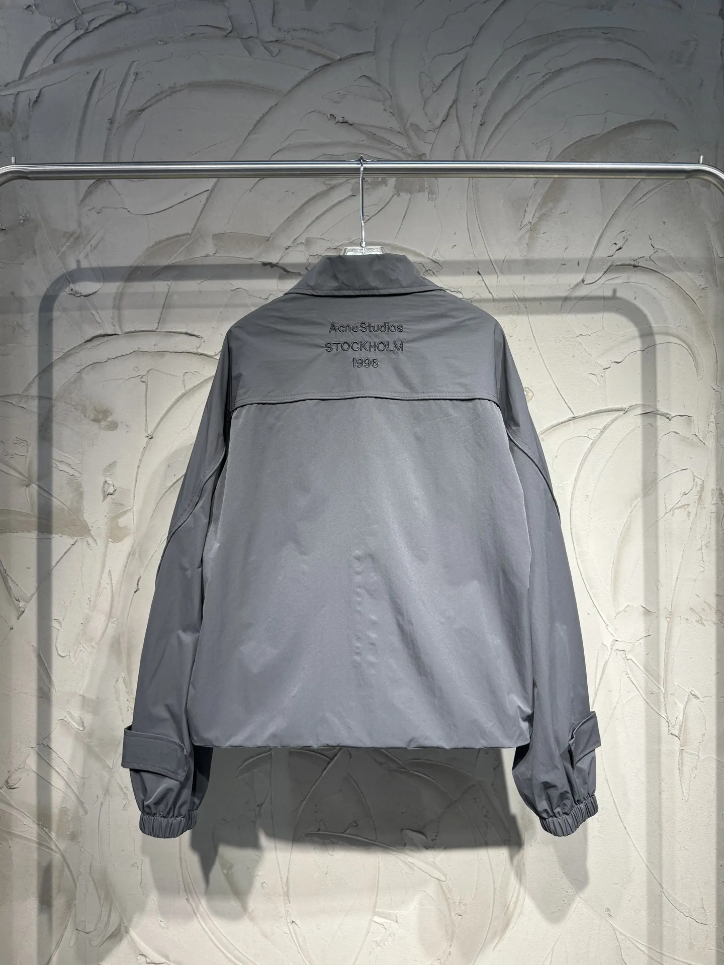 Crinkled Nylon Zip-Up Jacket D26524329 — view 2