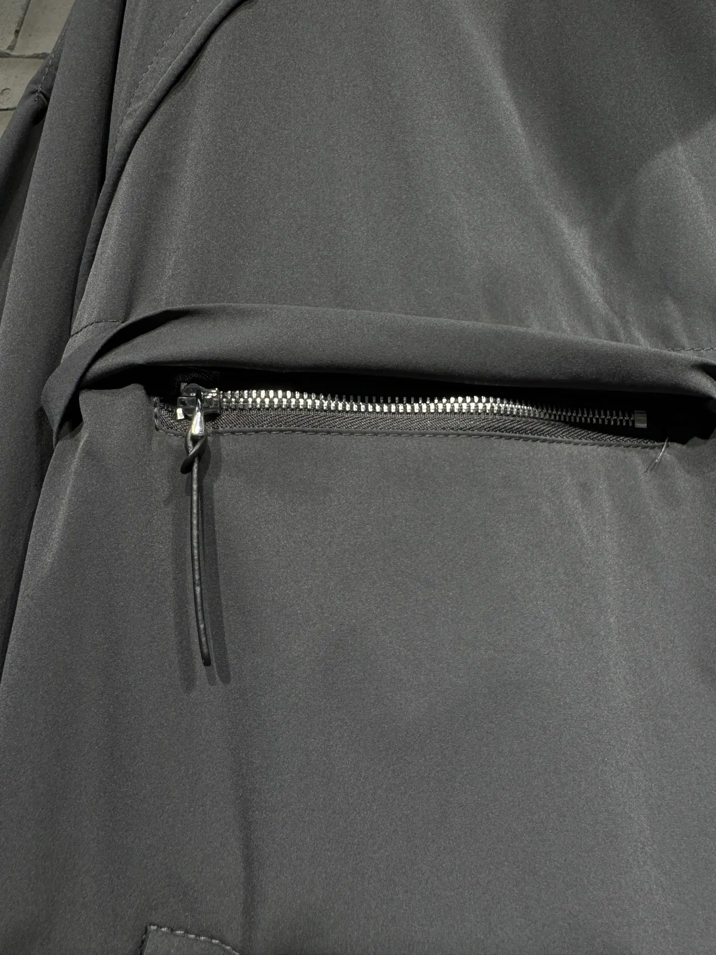 Crinkled Nylon Zip-Up Jacket D26524329 — view 5
