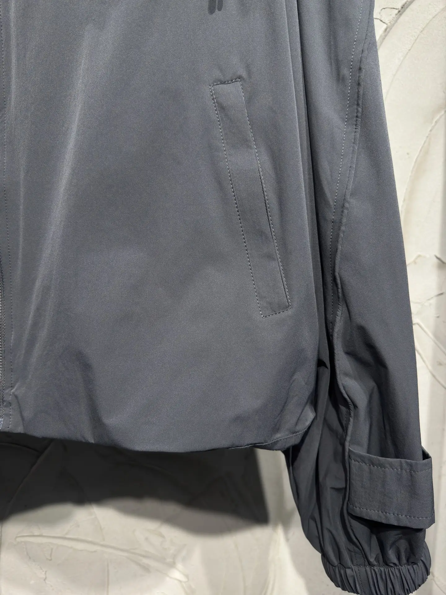 Crinkled Nylon Zip-Up Jacket D26524329 — view 6