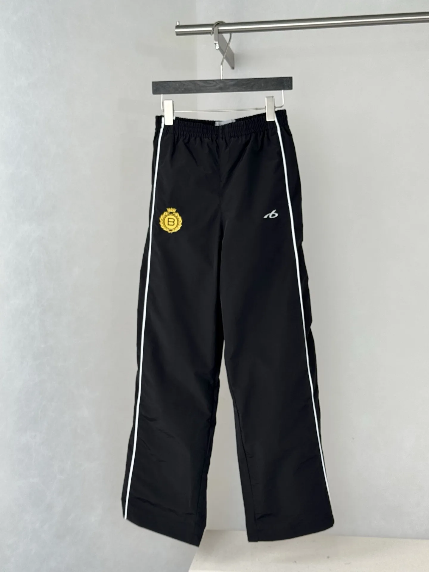 Embroidered Shell Track Pants D26518674