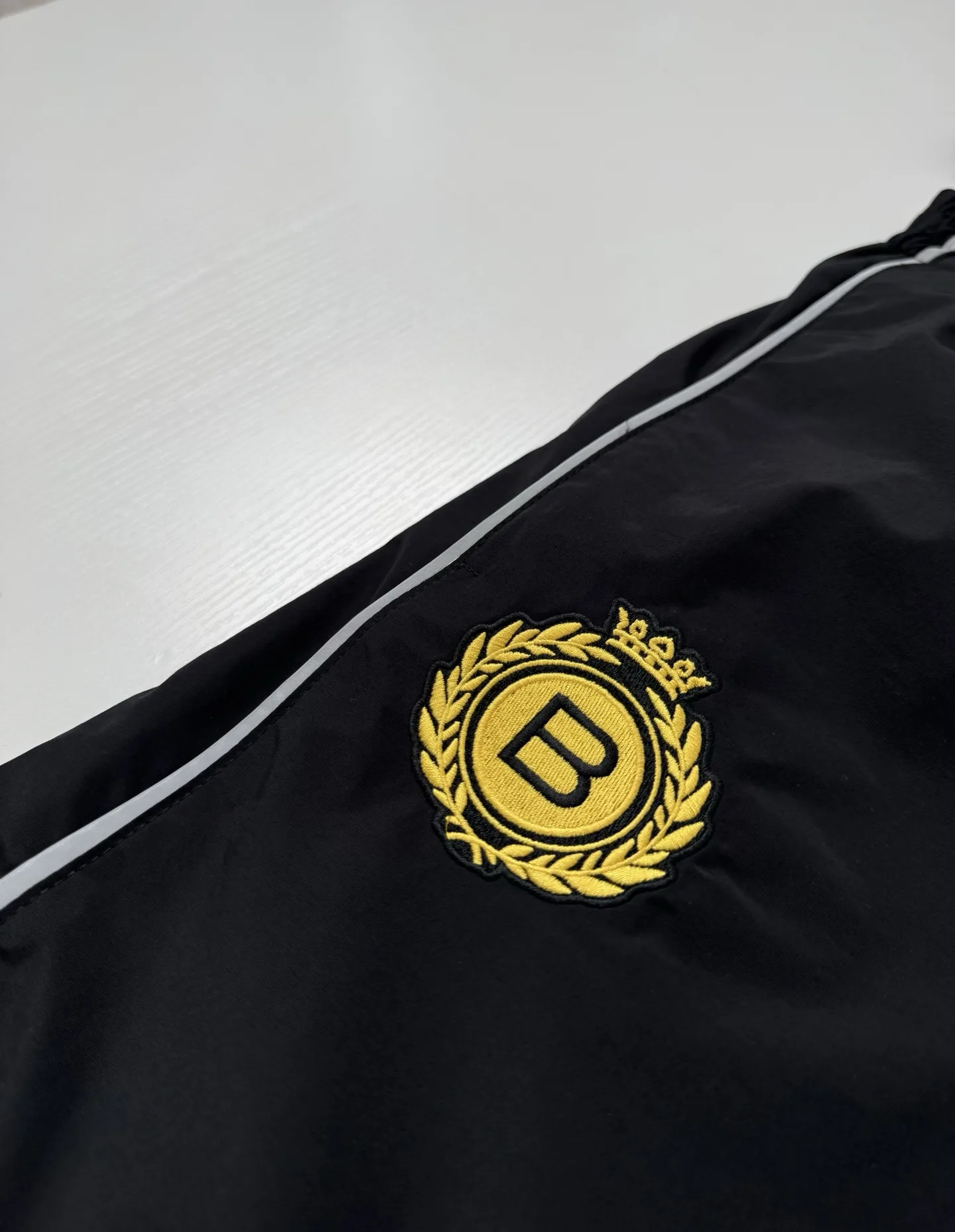 Embroidered Shell Track Pants D26518674 — view 7