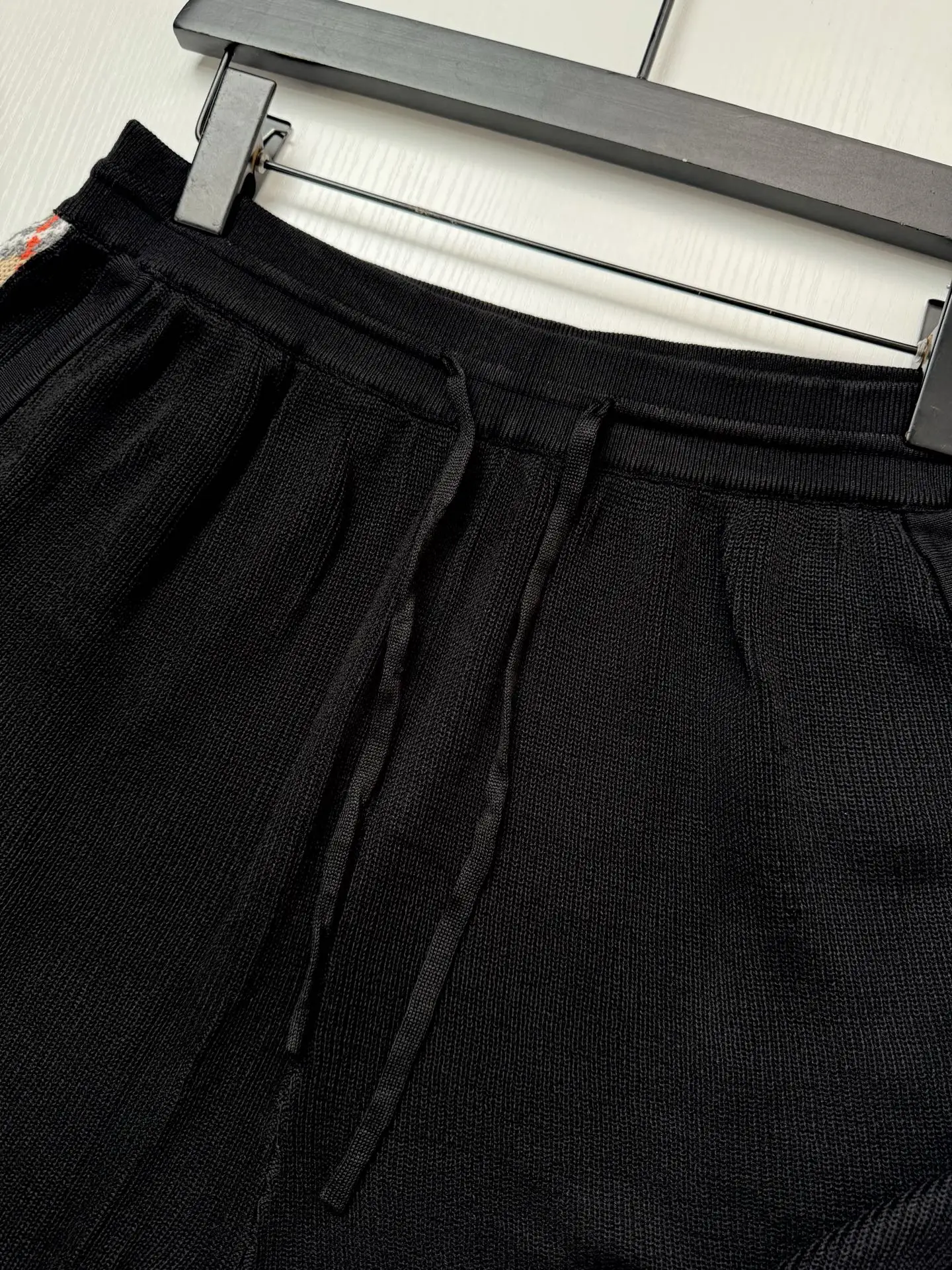 Check-Trim Waffle-Knit Shorts D26518766 — view 6
