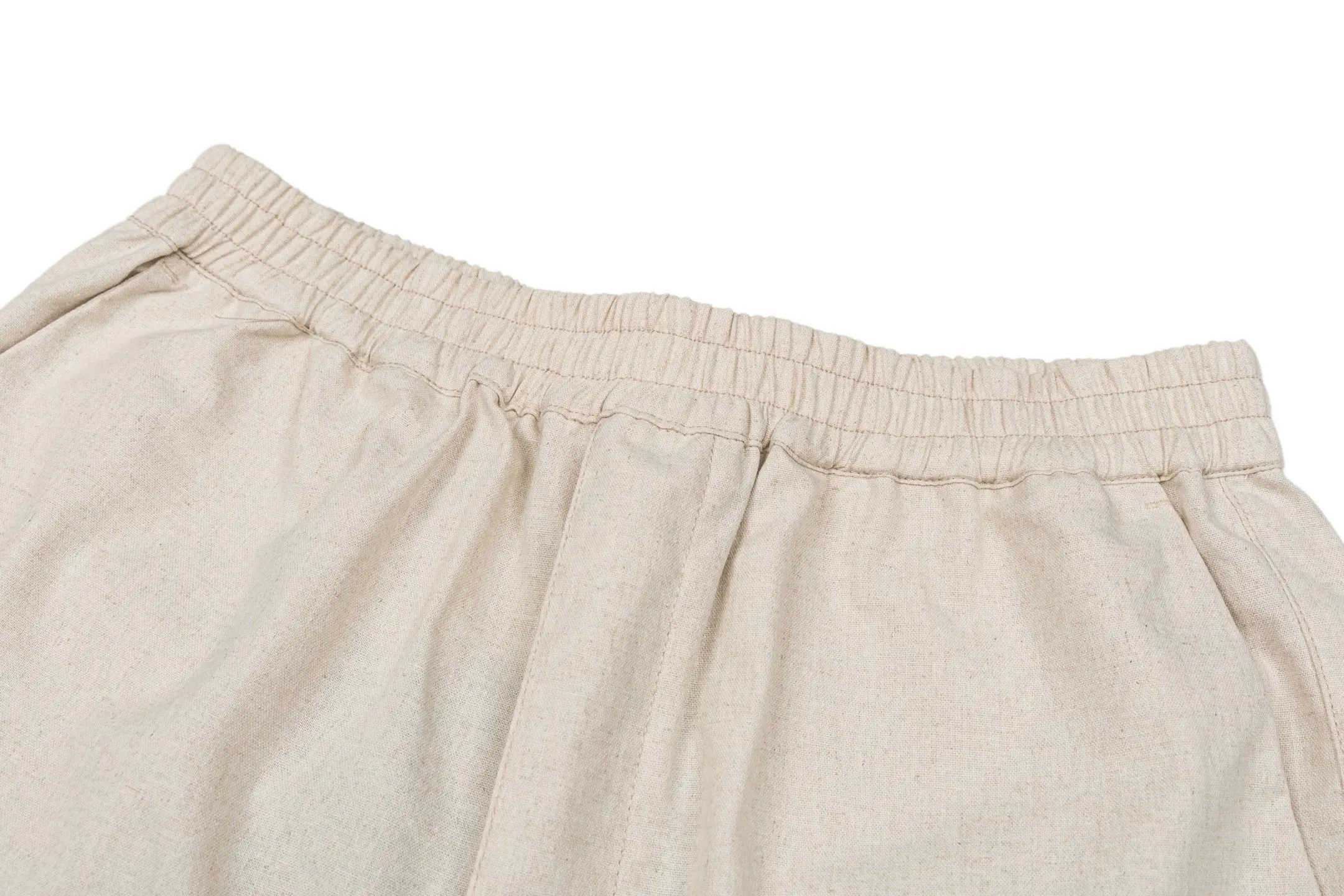 Logo-Appliquéd Cotton and Linen-Blend Shorts D26522504 — view 3