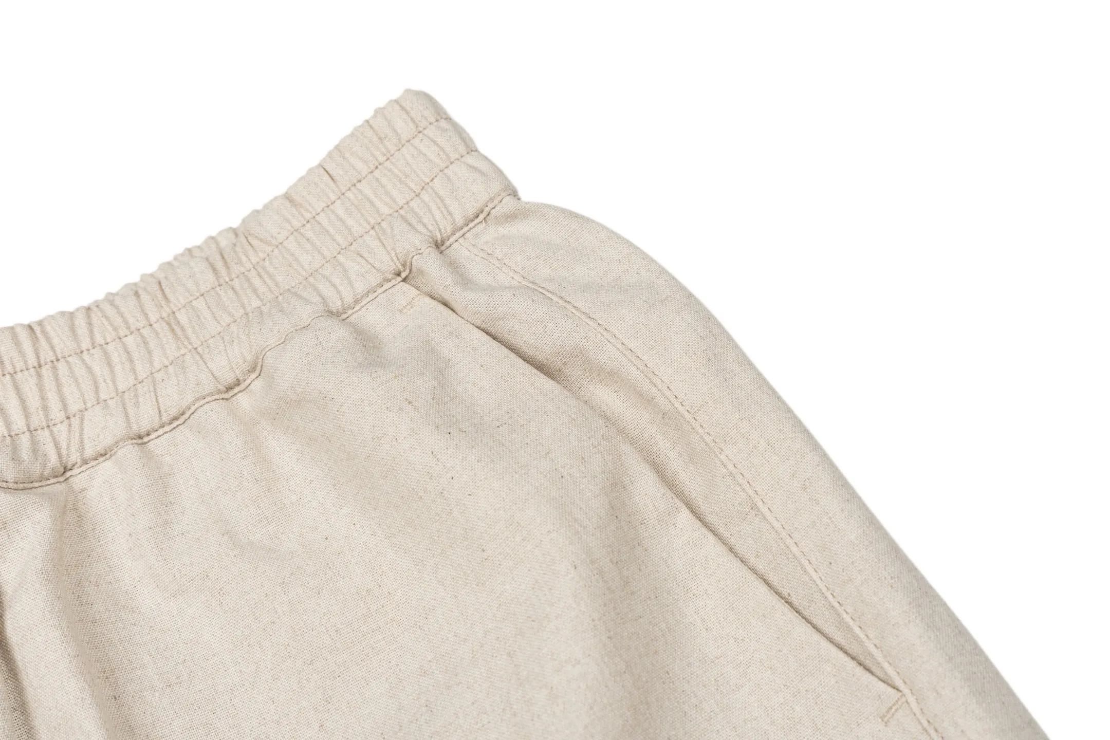Logo-Appliquéd Cotton and Linen-Blend Shorts D26522504 — view 4