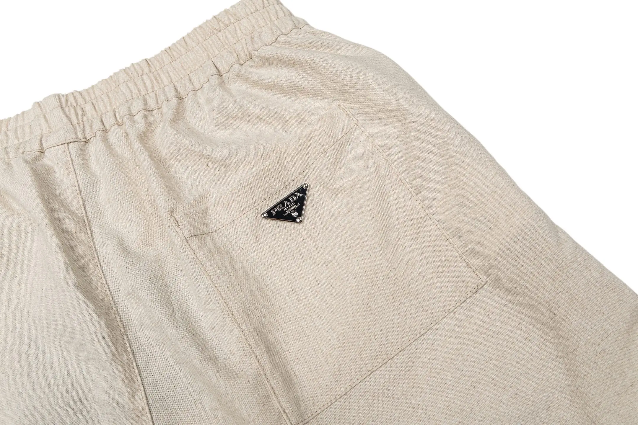 Logo-Appliquéd Cotton and Linen-Blend Shorts D26522504 — view 5