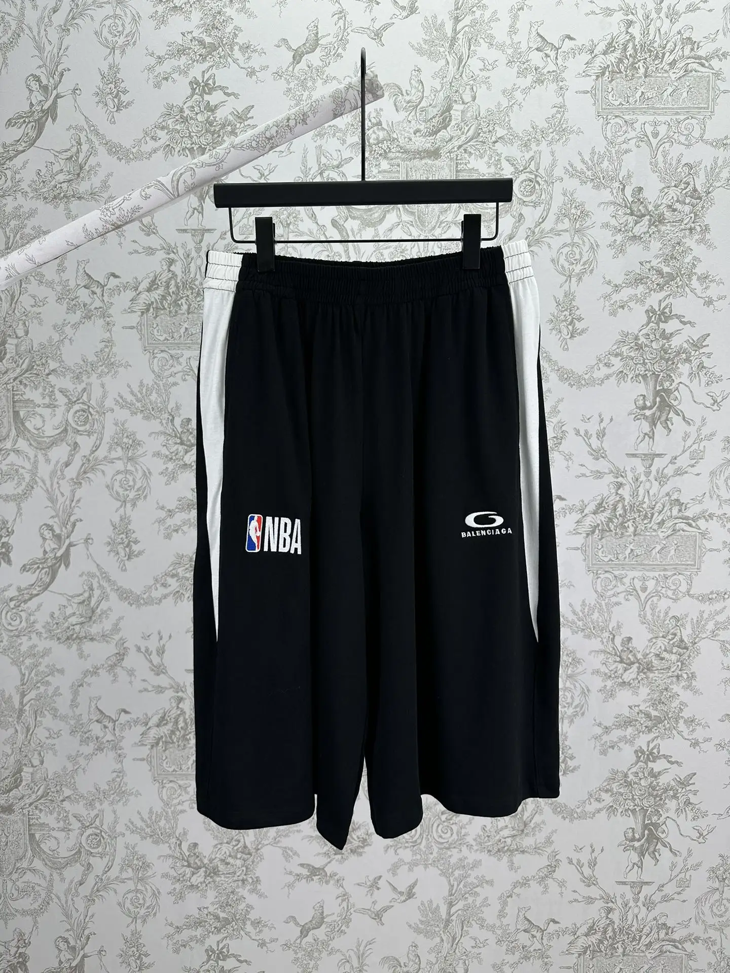 Balenciaga x NBA Logo Embroidered Tracksuit Shorts D27014397