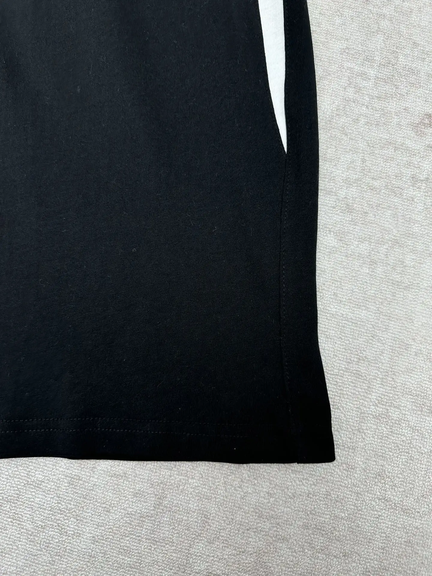 Balenciaga x NBA Logo Embroidered Tracksuit Shorts D27014397 — view 6