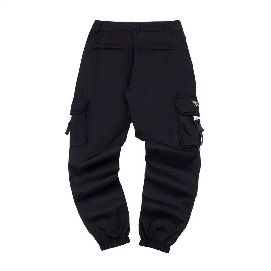 Logo-Appliquéd Re-Nylon Cargo Trousers D27013447 — view 2