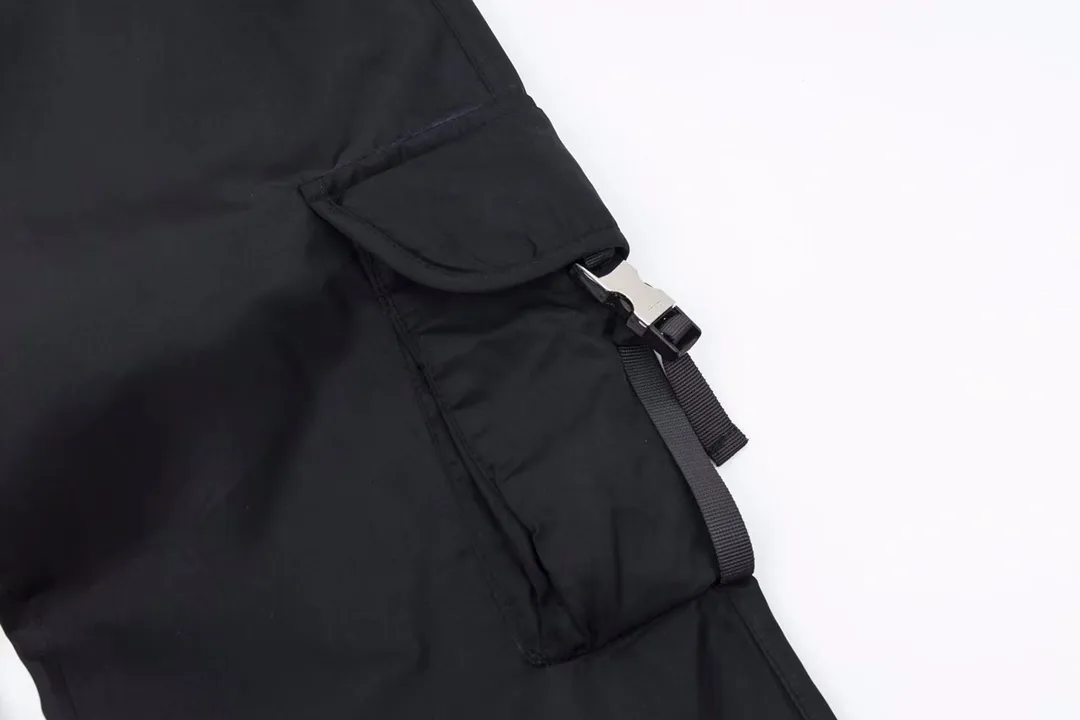 Logo-Appliquéd Re-Nylon Cargo Trousers D27013447 — view 5