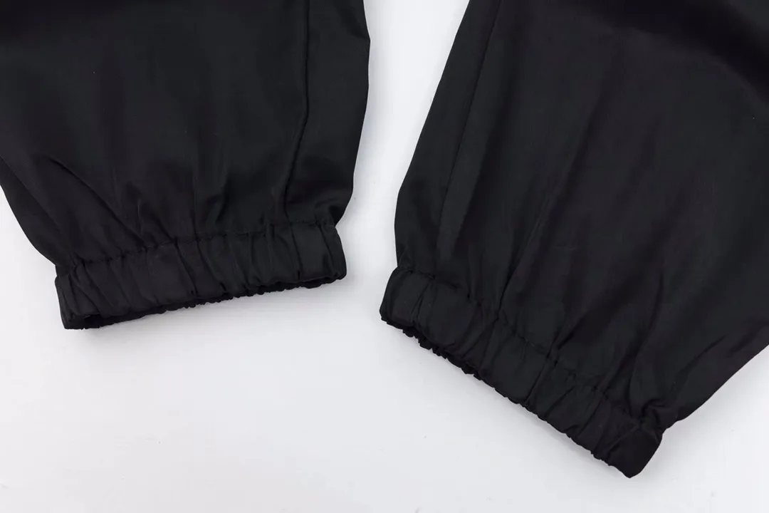 Logo-Appliquéd Re-Nylon Cargo Trousers D27013447 — view 7
