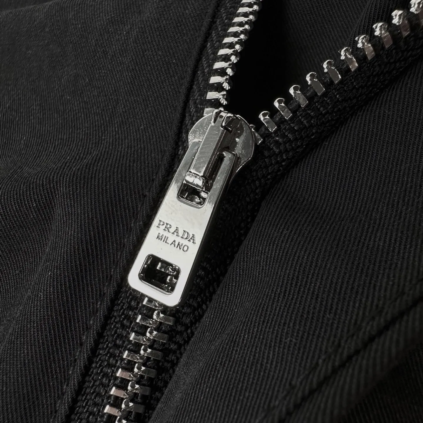 Logo-Embellished Straight-Leg Trousers D27022329 — view 6