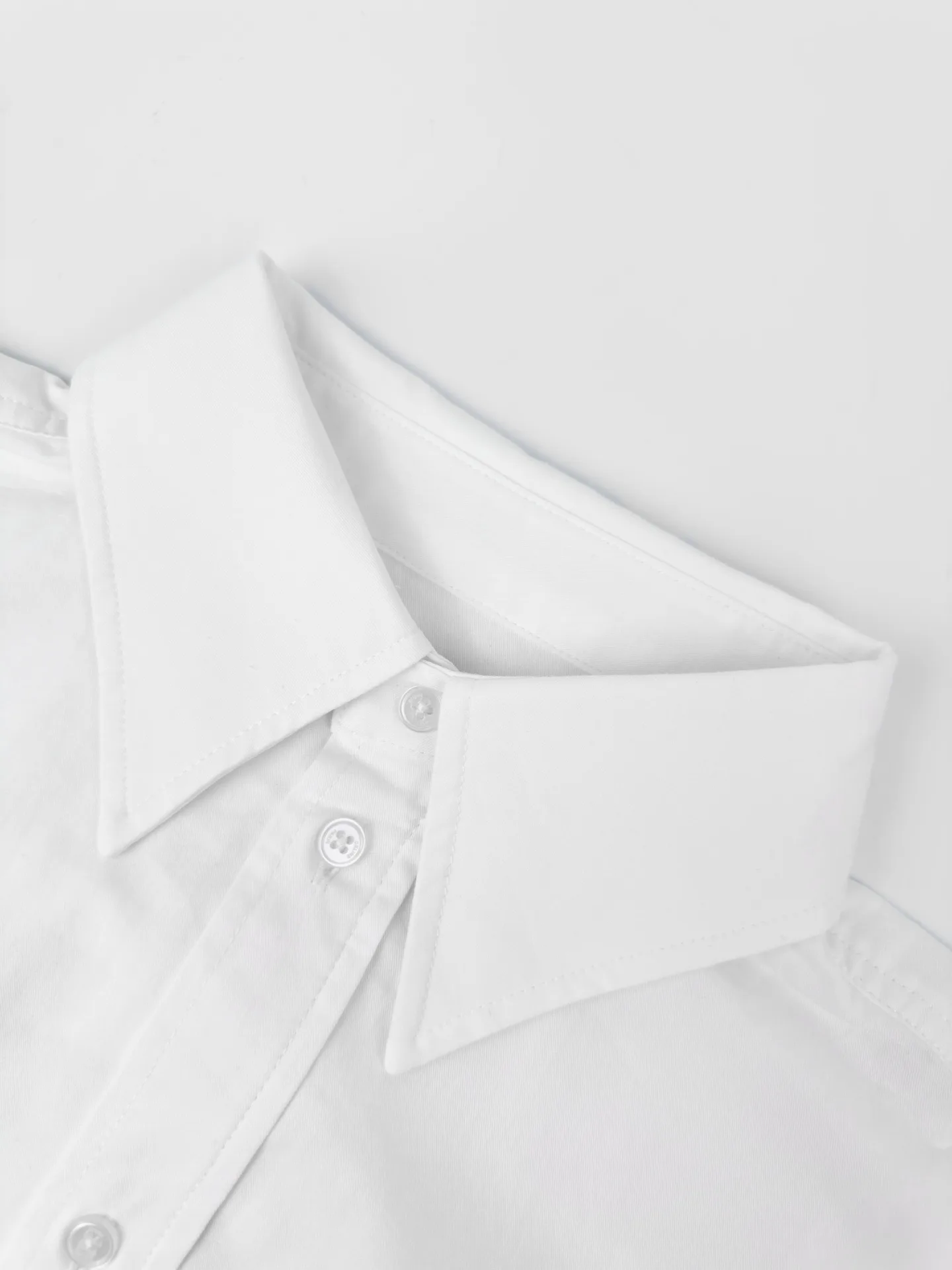Triomphe Embroidered Cropped Cotton Shirt D27019169 — view 3