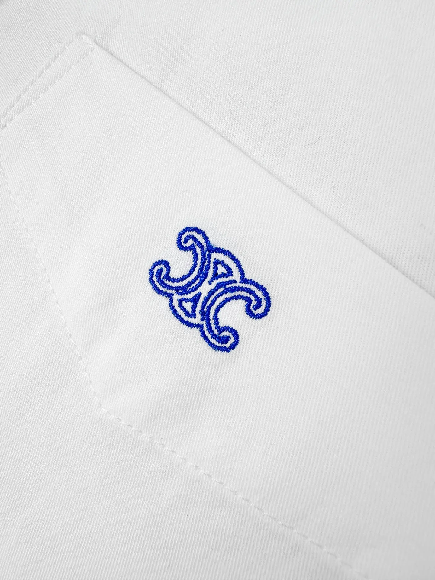 Triomphe Embroidered Cropped Cotton Shirt D27019169 — view 6