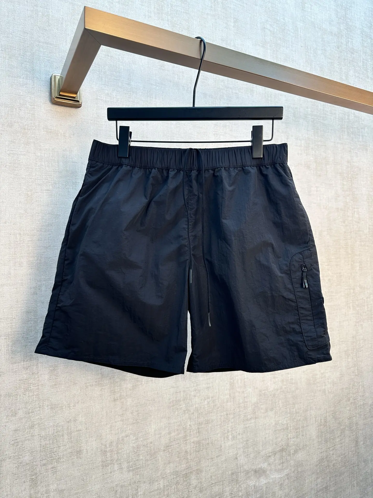 Logo-Appliqué Technical Shell Shorts D27519152