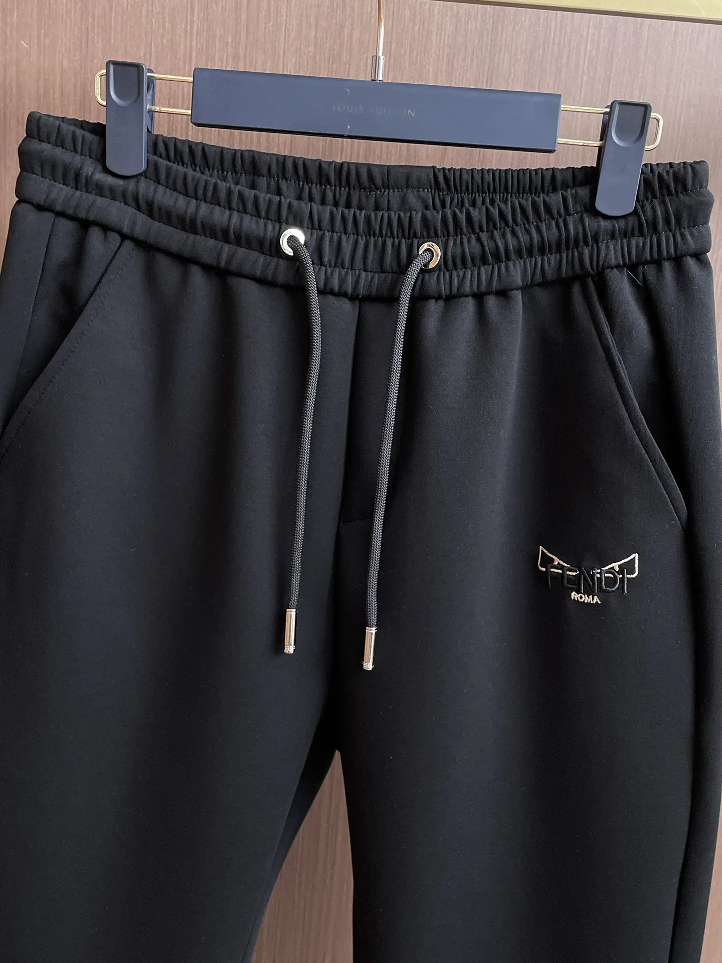 Logo-Embroidered Tapered Sweatpants D28014819 — view 6