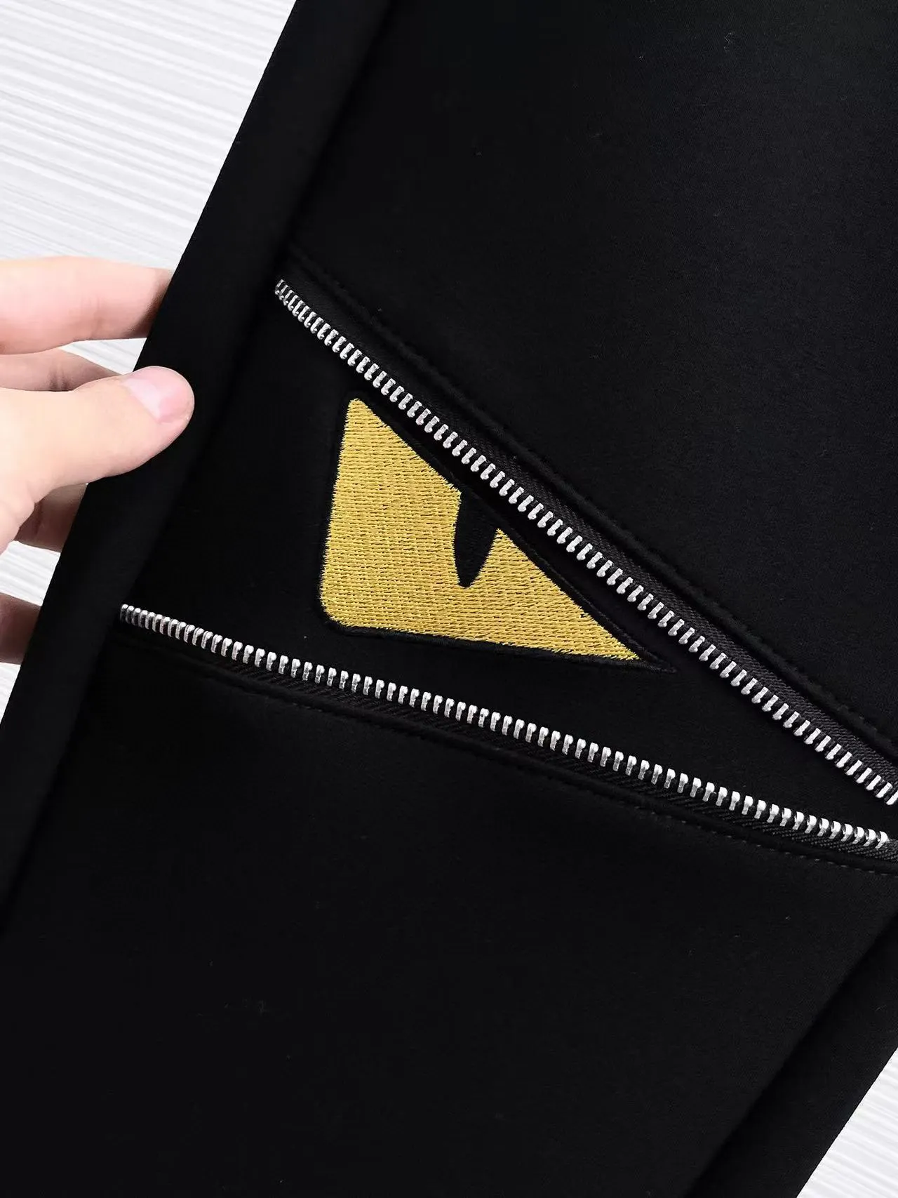 Bag Bugs Eye Embroidered Sweatpants D28014826 — view 4