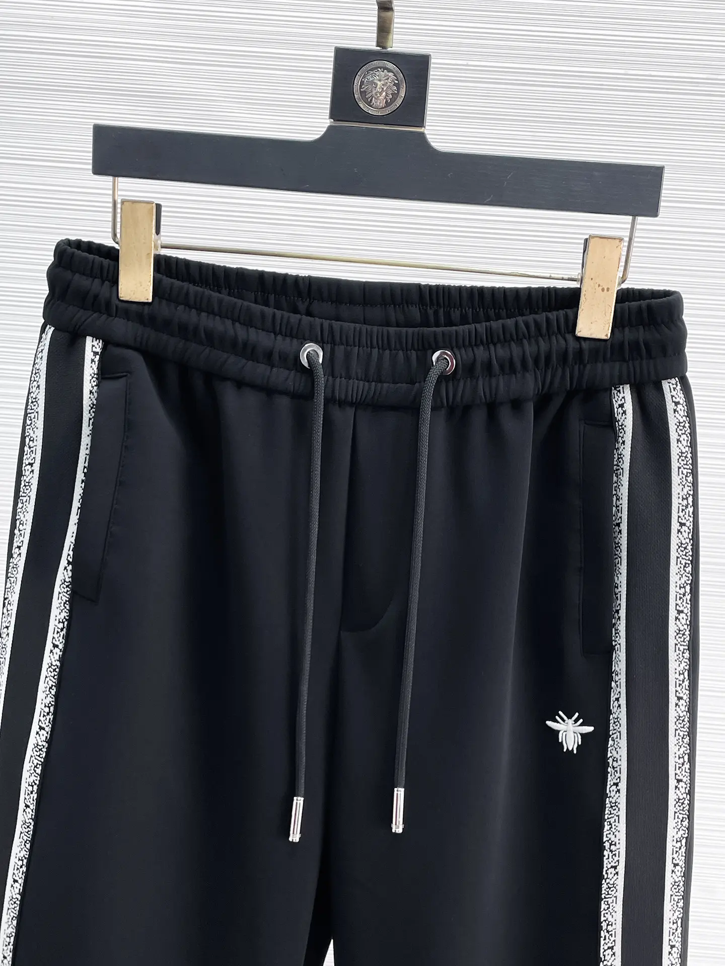 Logo-Print Side-Stripe Sweatpants D28014829 — view 2