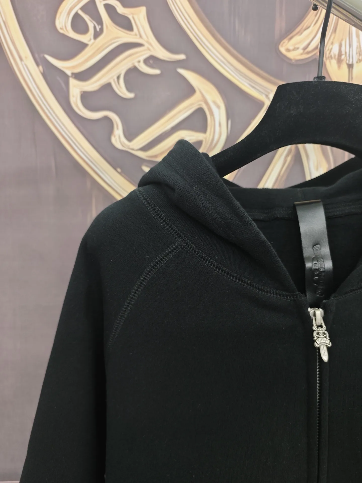Leather-Trimmed Cross Patch Zip-Up Hoodie D28020297 — view 6