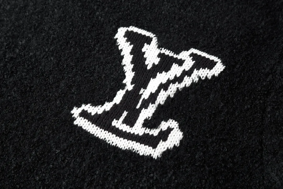 Mirror Logo Intarsia Wool-Blend Sweater D28022367 — view 4