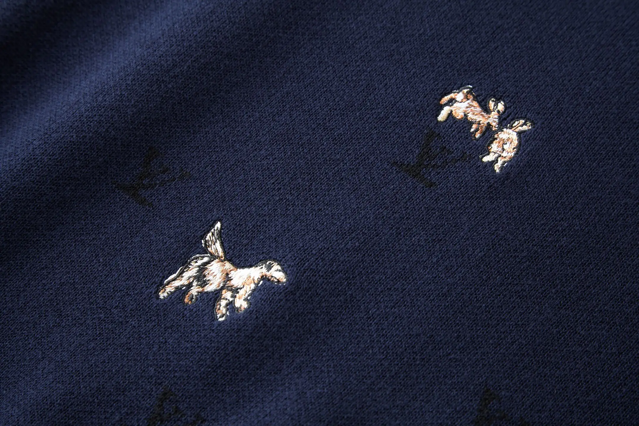 Animal Embroidered Wool-Blend Crew-Neck Sweater D28022492 — view 6