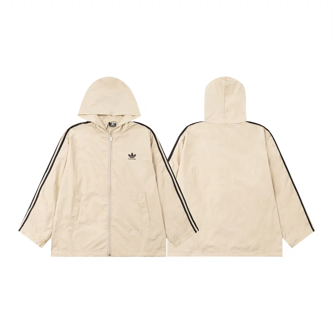 Logo-Embroidered Recycled Nylon Hooded Windbreaker D28013431 — view 3